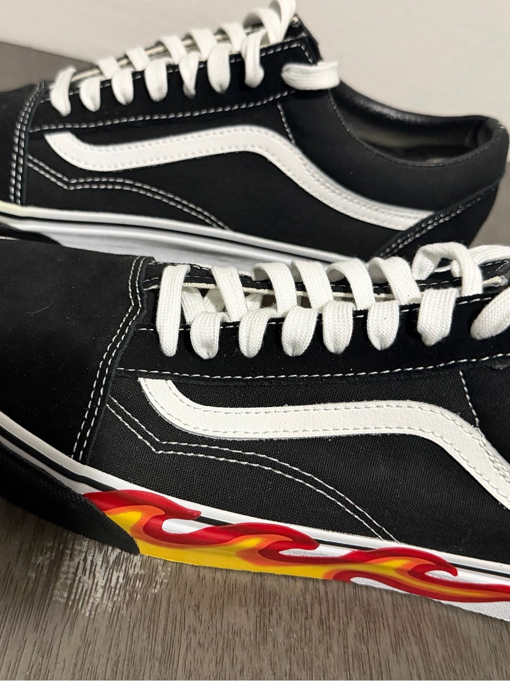 New Vans Black Low-Top Sneakers with White Side Stripe and Flame Accent